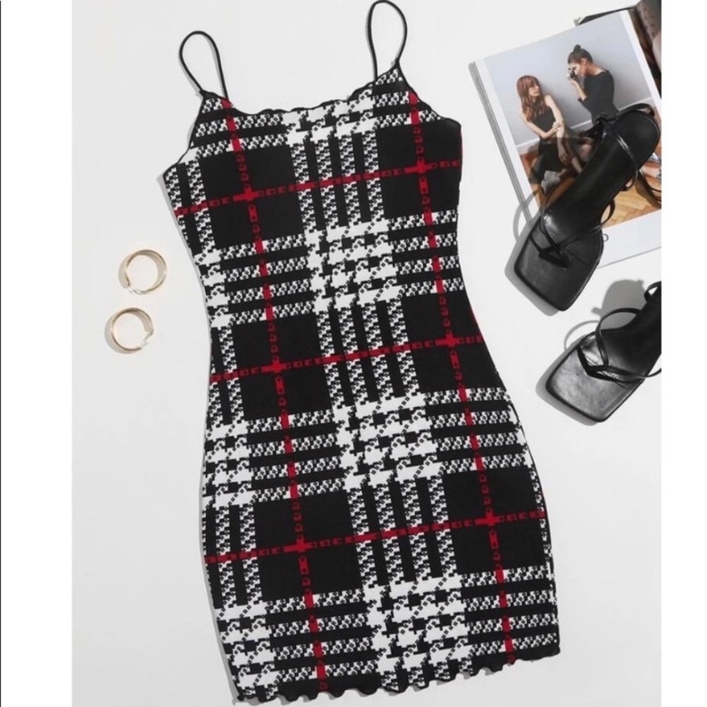 COPY - NWOT Plaid dress. Great for summer 🌞